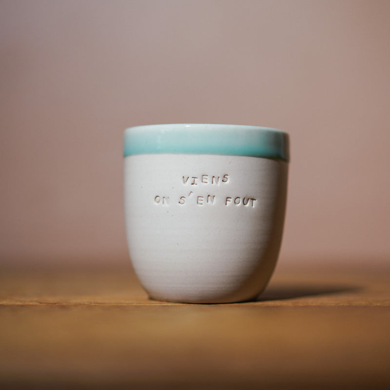 Mug Viens on s'en fout